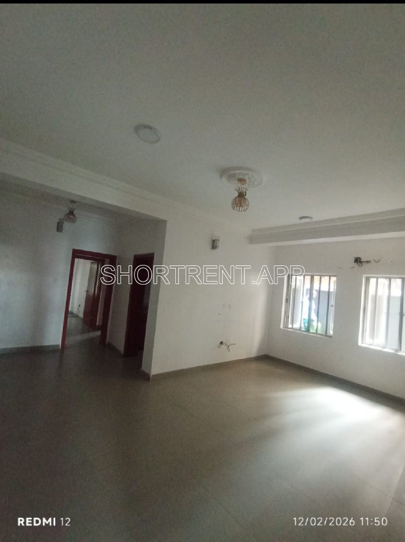 2 bedroom flat