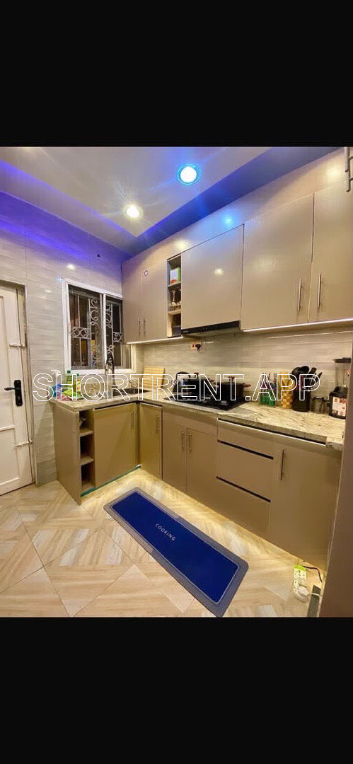 Henryroyalsapartment