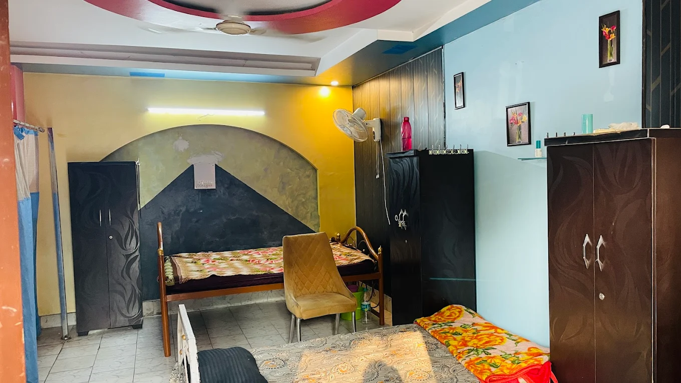 Royal boys hostel and PG, Lucknow