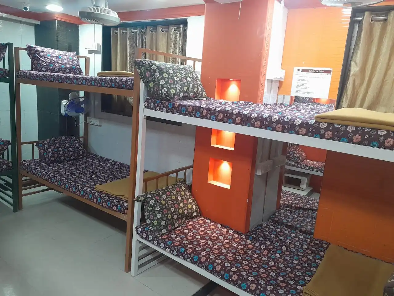 Saikrupa AC Dormitory, Thane