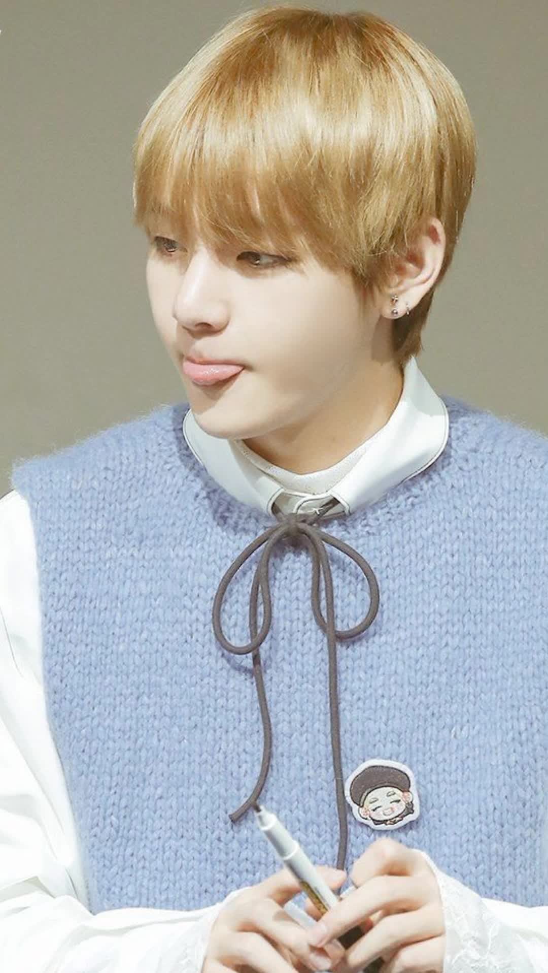 Bts 💜 V So Cute 🥰