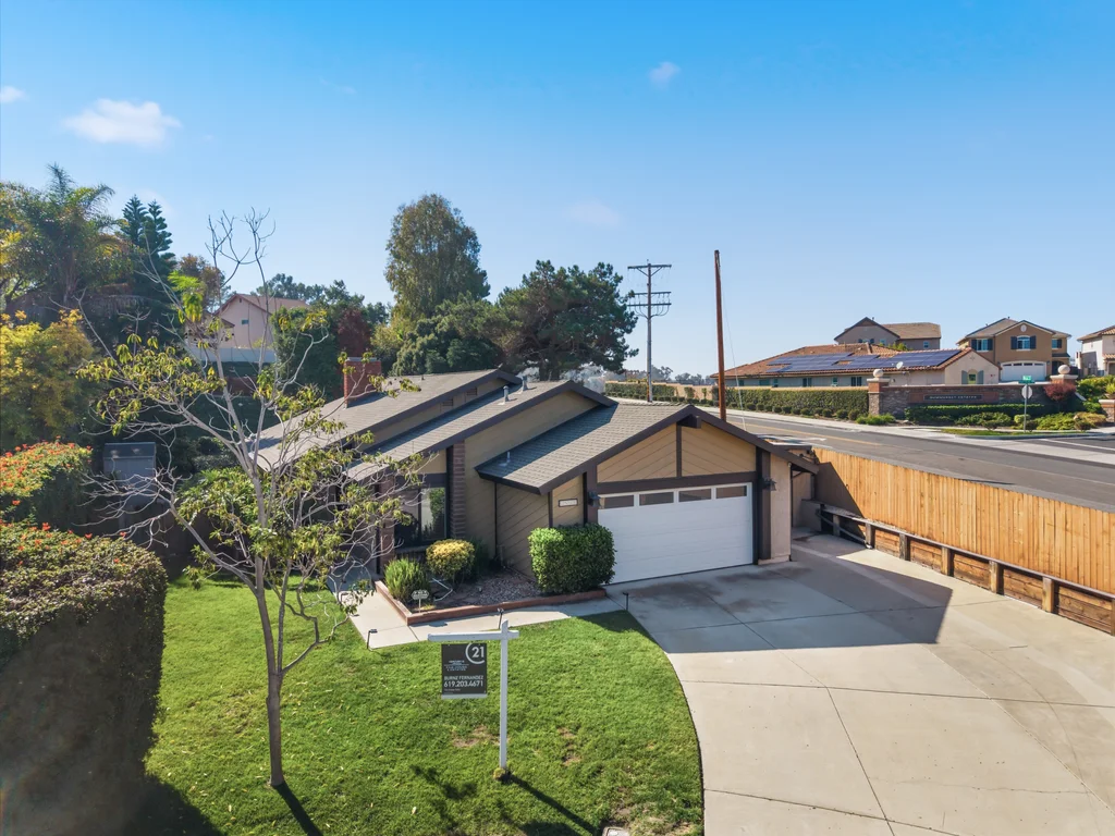 DJI_20251028135647_0142_D