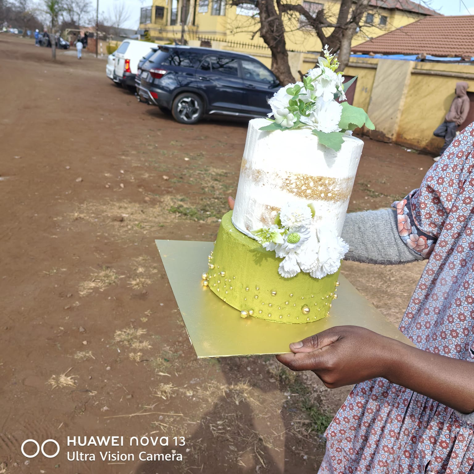 Weeding cake nd decorating