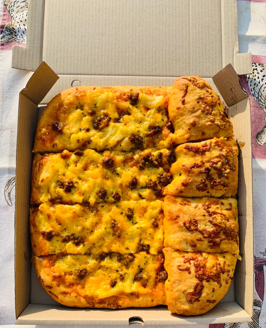 Pizzas, Combos and other side menu items