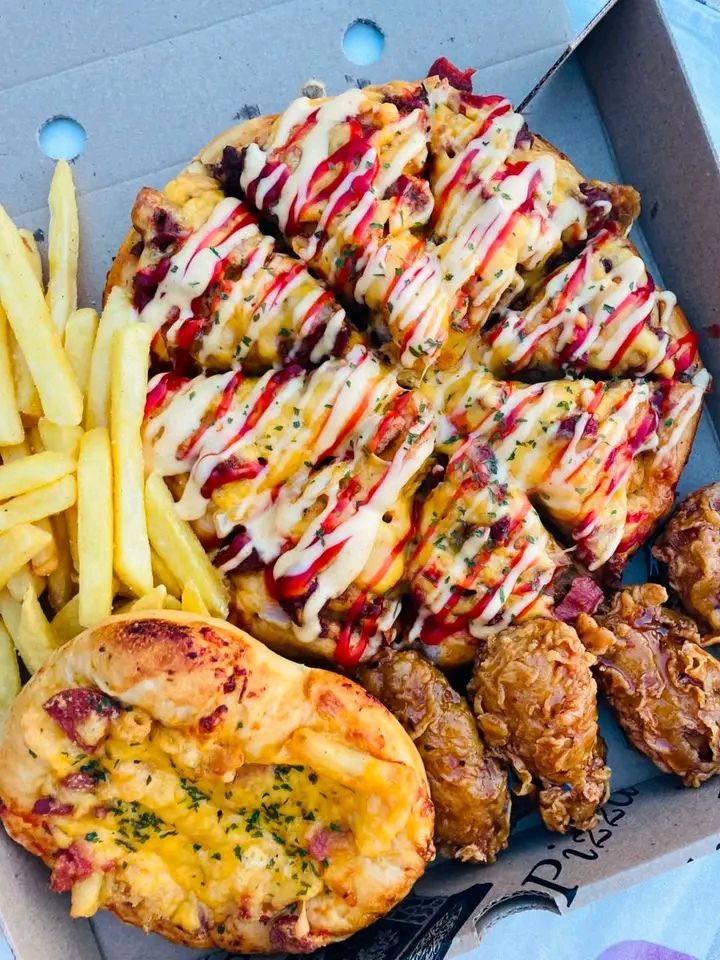 Pizzas, Combos and other side menu items