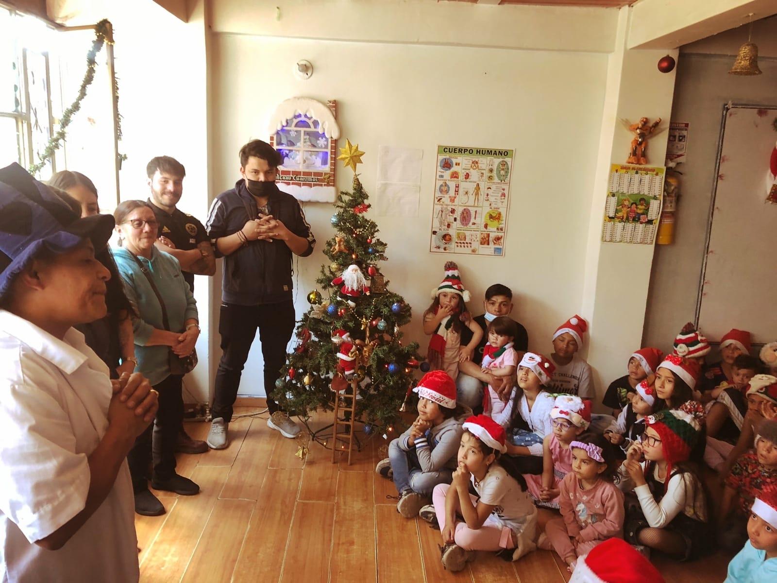 Apoyo integral a comunidades de escasos recursos