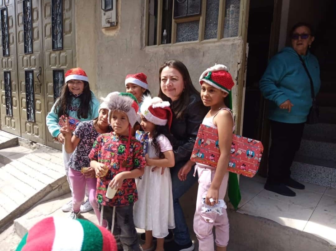 Programa de apoyo educativo y útiles escolares