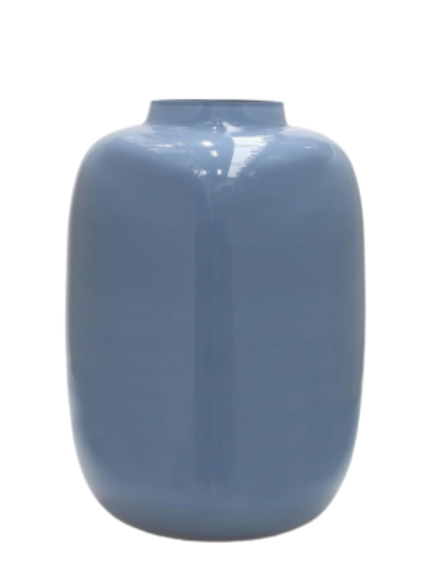 Een elegante, glanzende blauwe Artic vaas met een afgeronde vorm op een witte achtergrond.