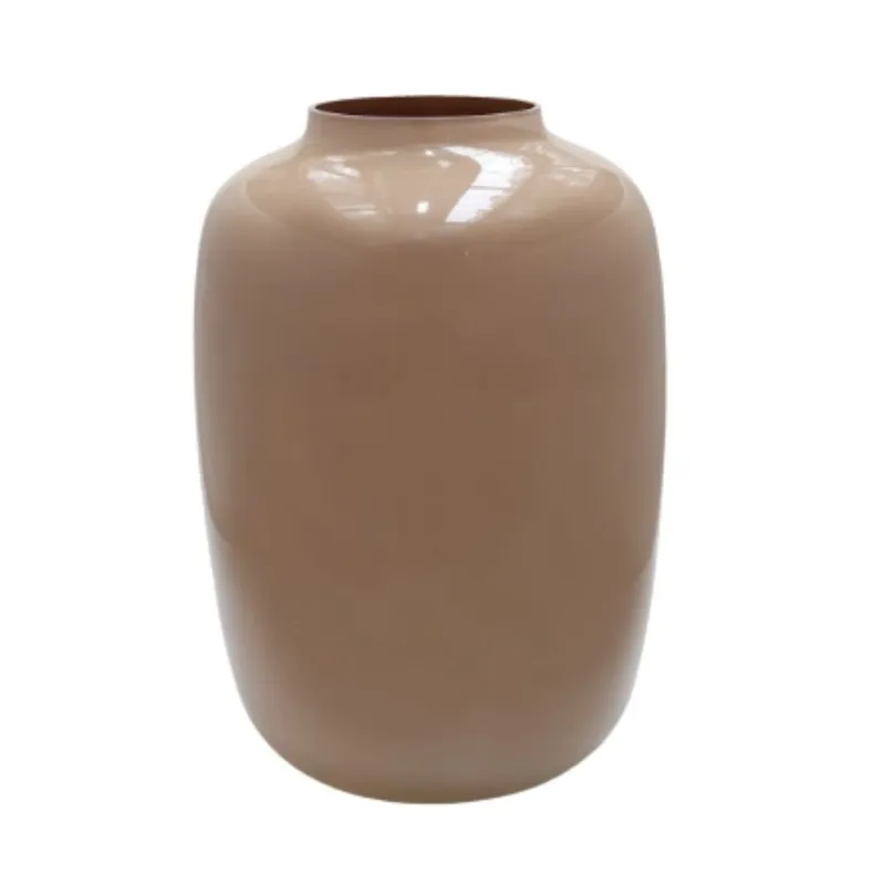 Een gladde, beige cilindervormige vaas met een smalle opening tegen een witte achtergrond.