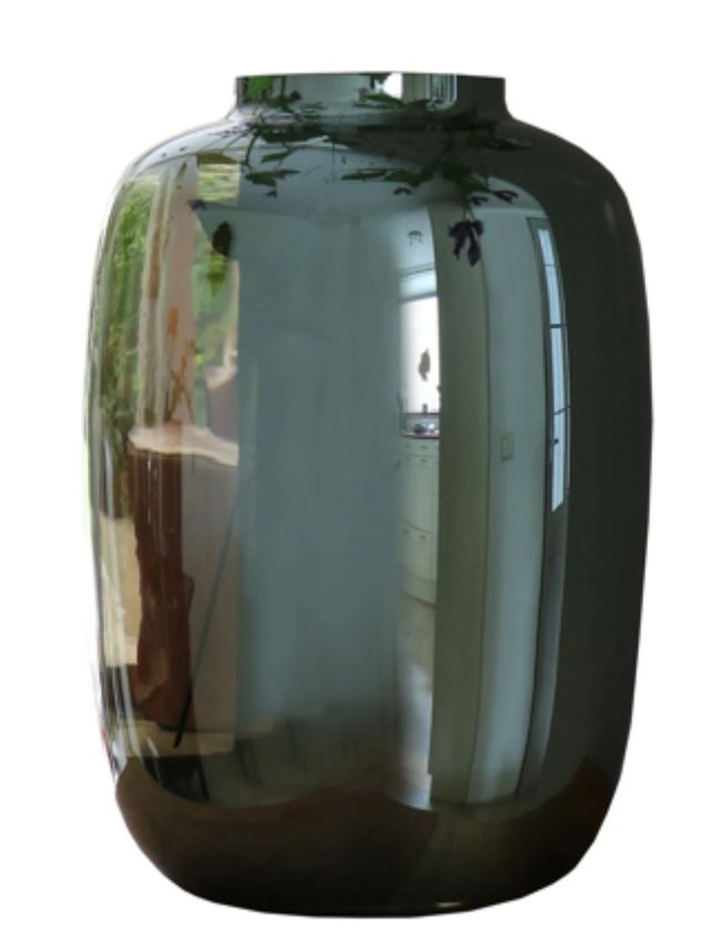 Zwarte glazen Artic vaas met een reflecterend oppervlak op een witte achtergrond.