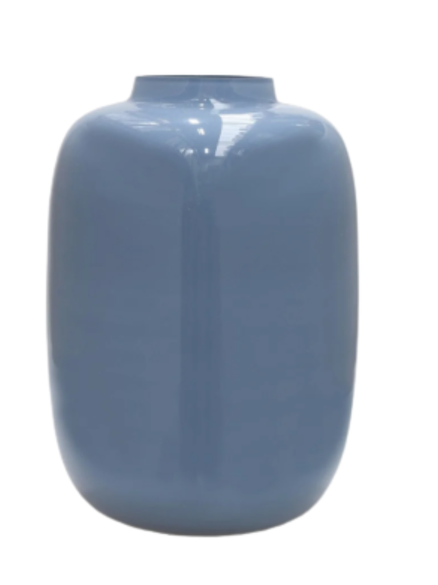 Lichtblauwe Artic vaas van 35 cm hoog met een elegante, ronde vorm en glanzende afwerking.