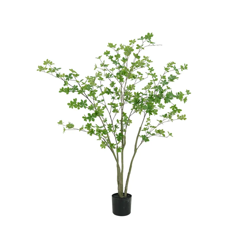Een kunstmatige Enkianthus boom van 150 cm hoog in een ronde, crèmekleurige pot op een stenen plateau in een modern interieur.
