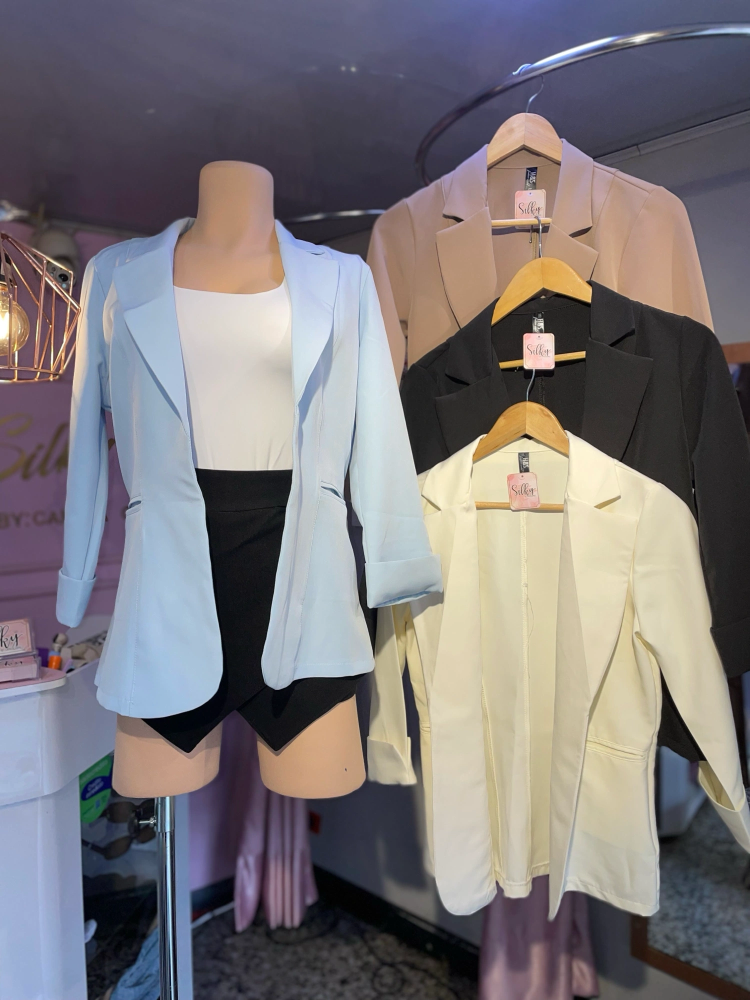 CHAQUETAS Y BLAZER
