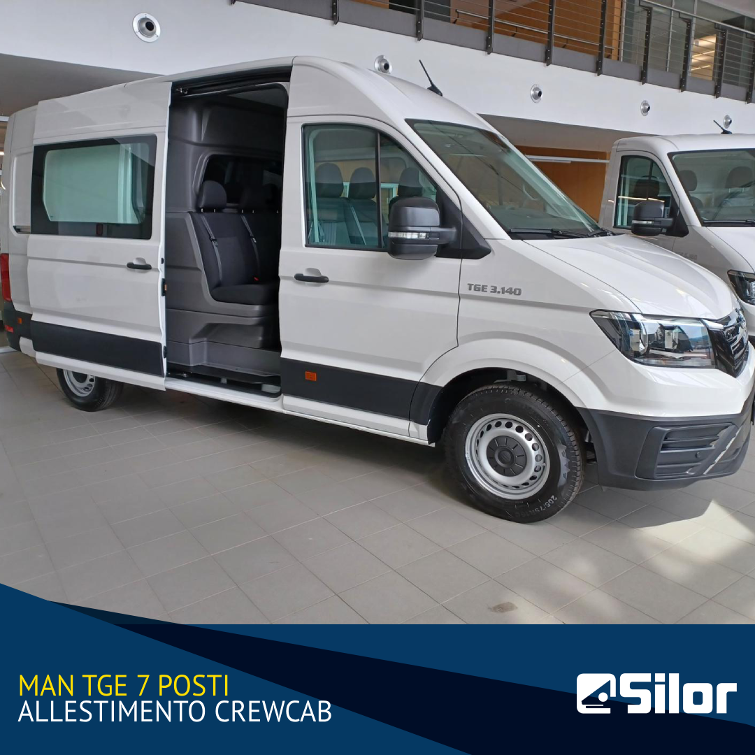 Autocarro MAN TGE a 7 posti.