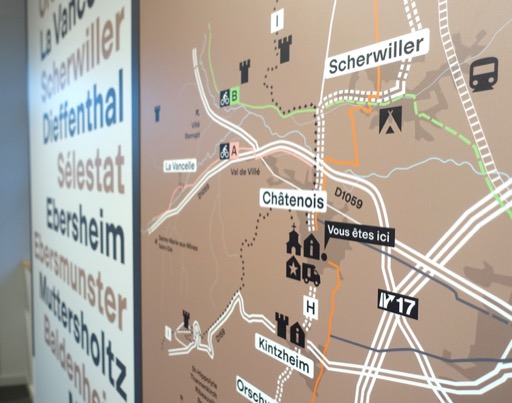Réalisation d'un plan mural pour l'office de tourisme