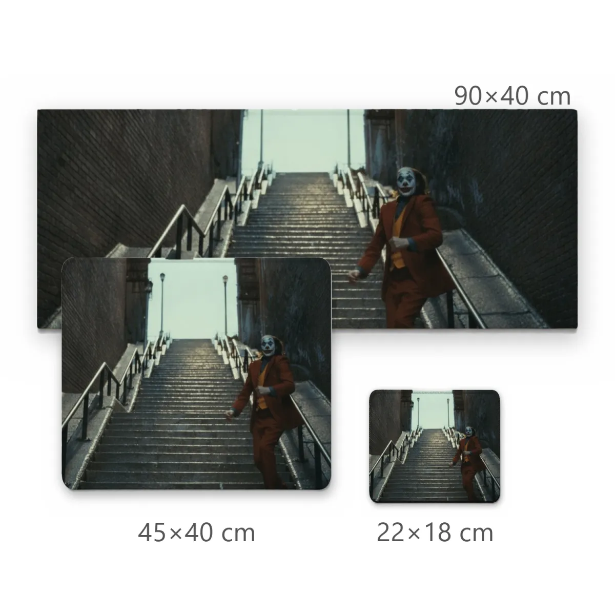 Mousepad Figura de Palhaço com Terno Vermelho Dançando na Escada