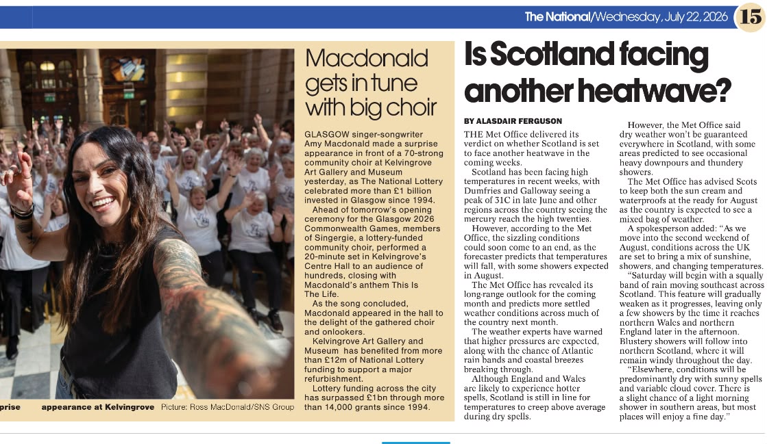 Article about Amy Macdonald singing with Singergie