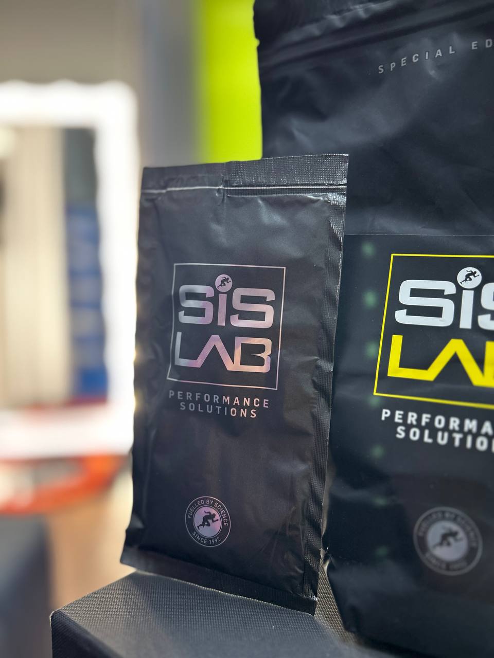 Ізолят протеїну SiS Performance Isolate Chocolate Cookie 35 г