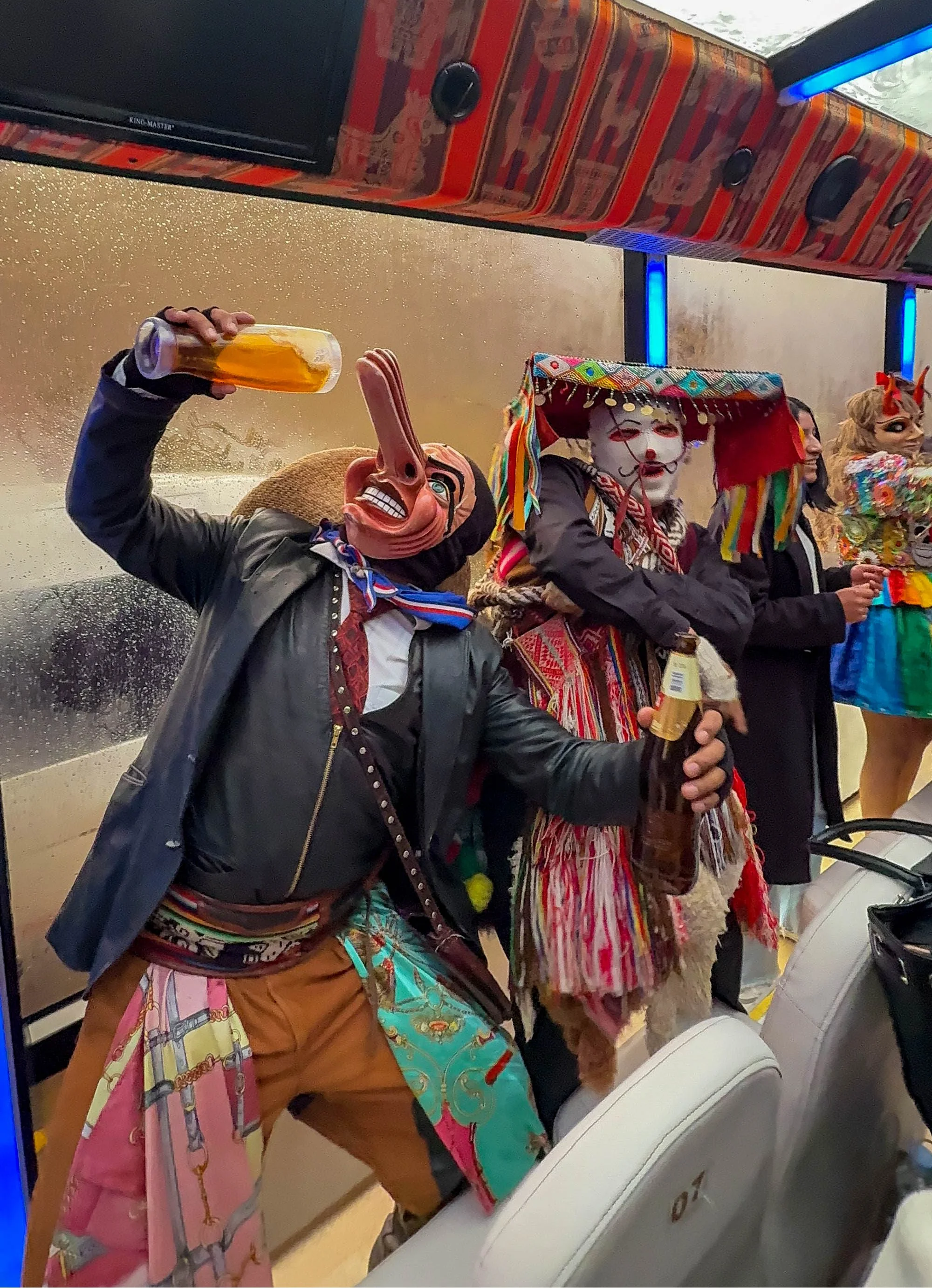 Cusco Escénico 180° - Tour Fiestero en Bus Panorámico - imagen 2