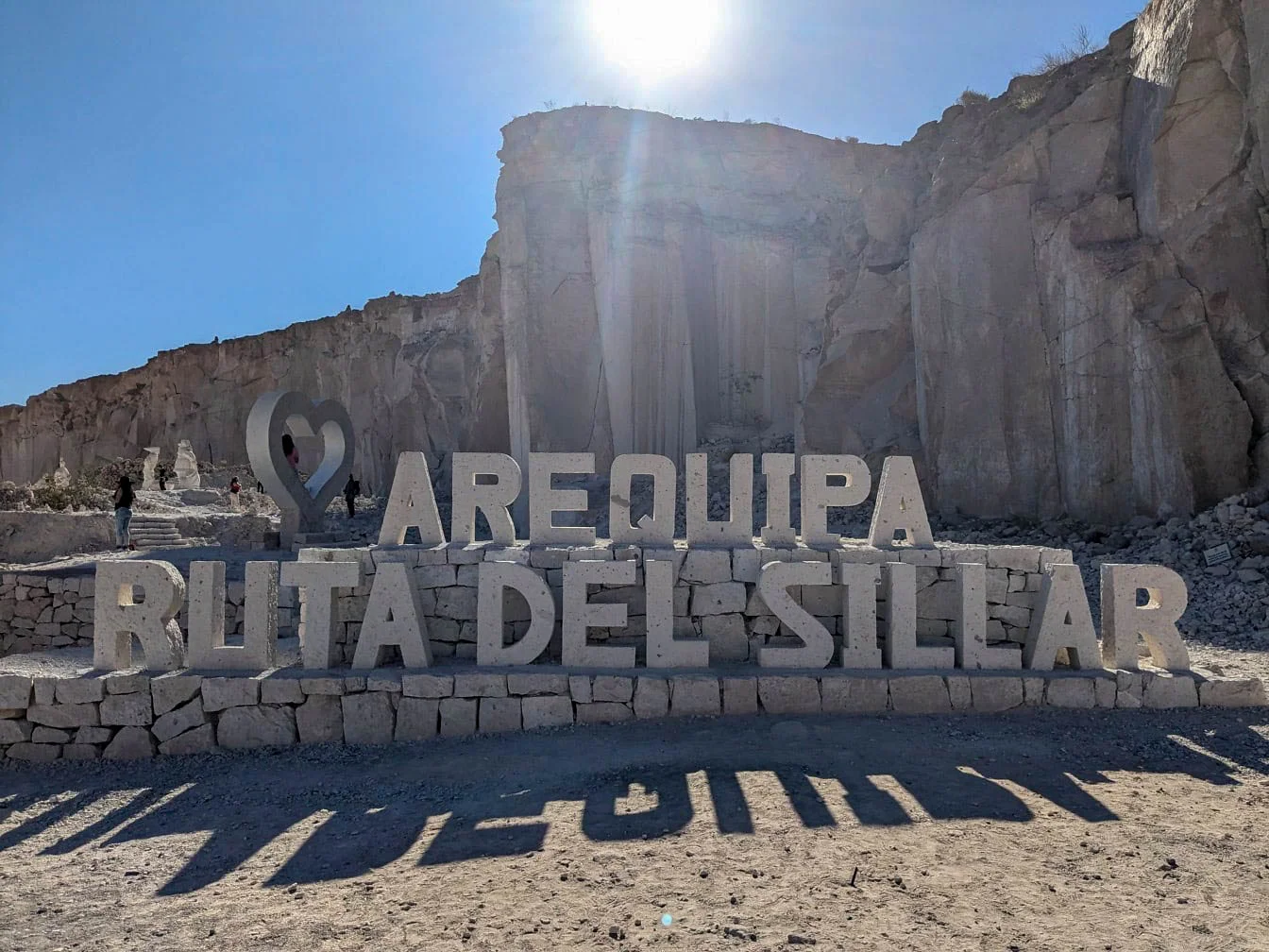 Tour Ruta del Sillar Arequipa - Canteras y Petroglifos - imagen 3