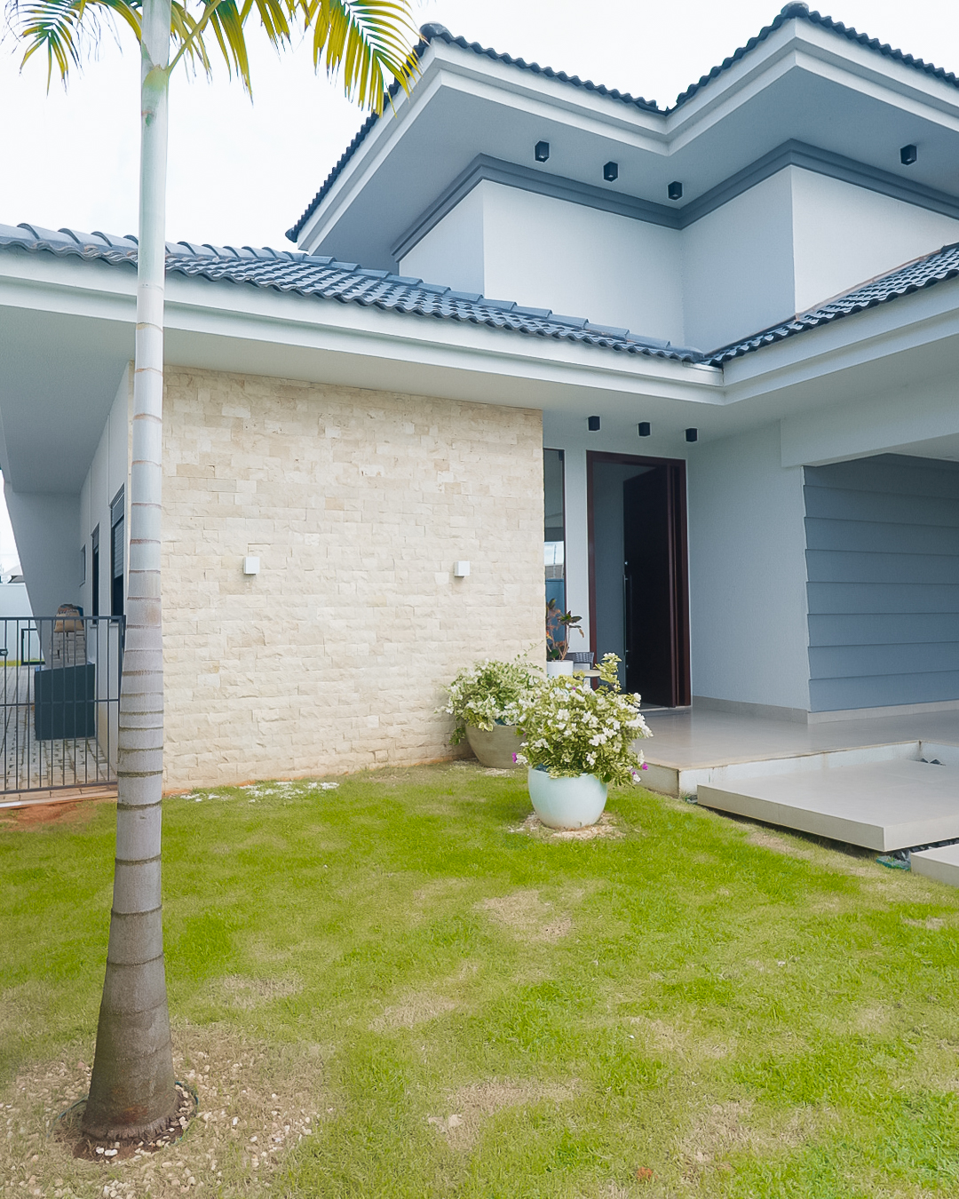 Casa no Bandeirantes – 490 m², porteira fechada e energia solar - Foto 2