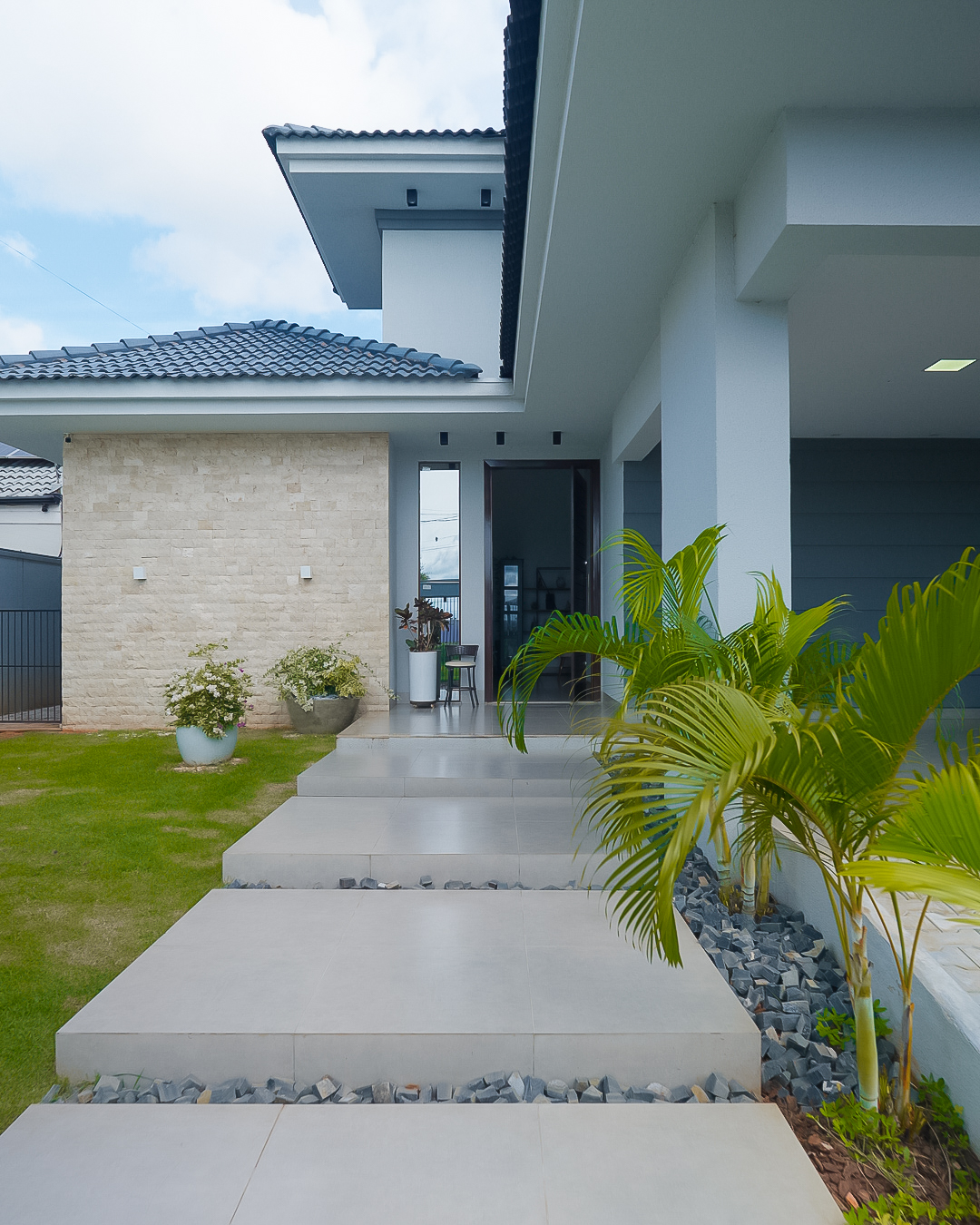 Casa no Bandeirantes – 490 m², porteira fechada e energia solar - Foto 3