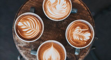 Latte Art: entenda o que é a arte de desenhar no café