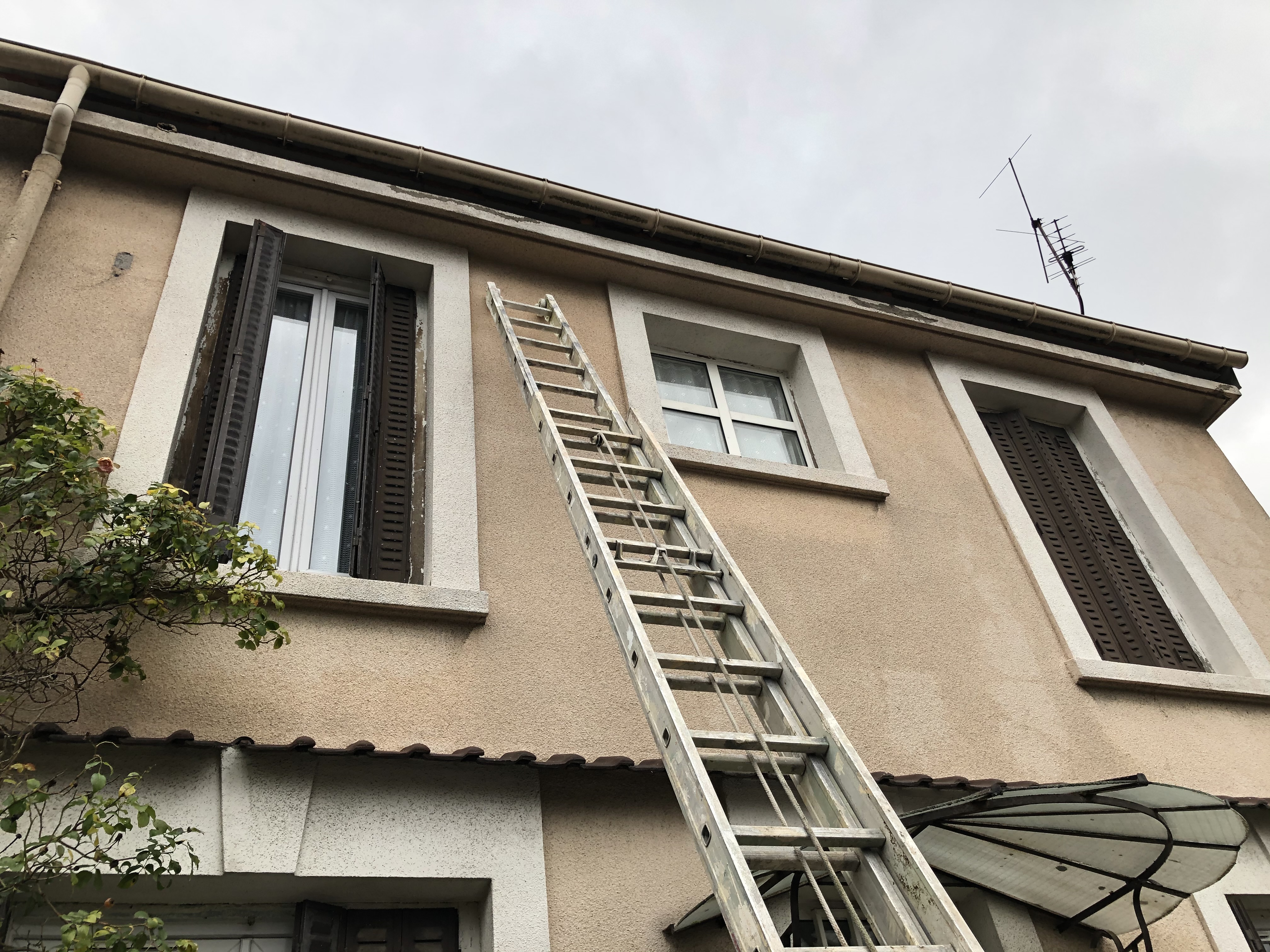 Rénovation de la toiture et de la façade d'une maison