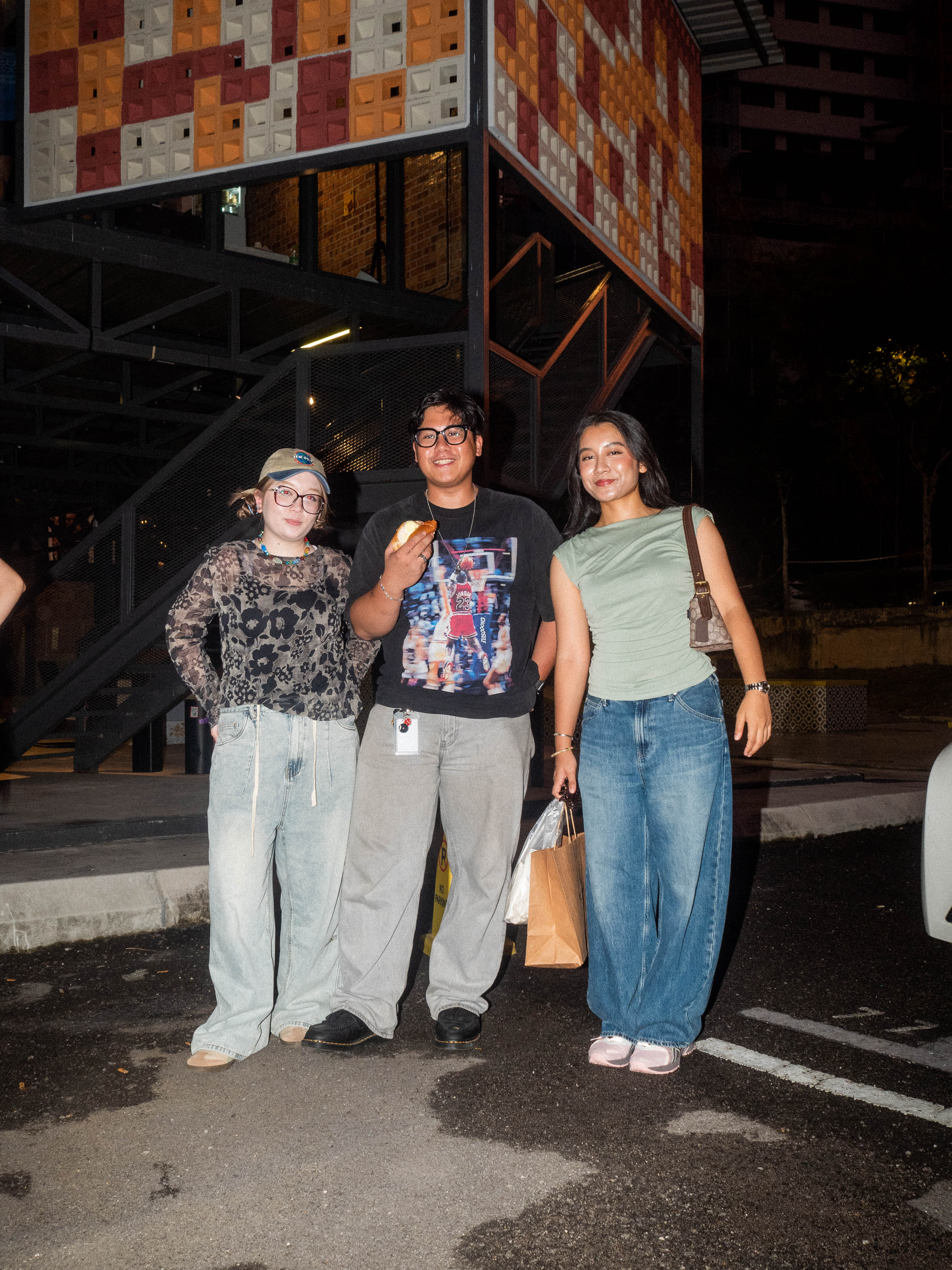 Second Life Markets Asia October Edition 9