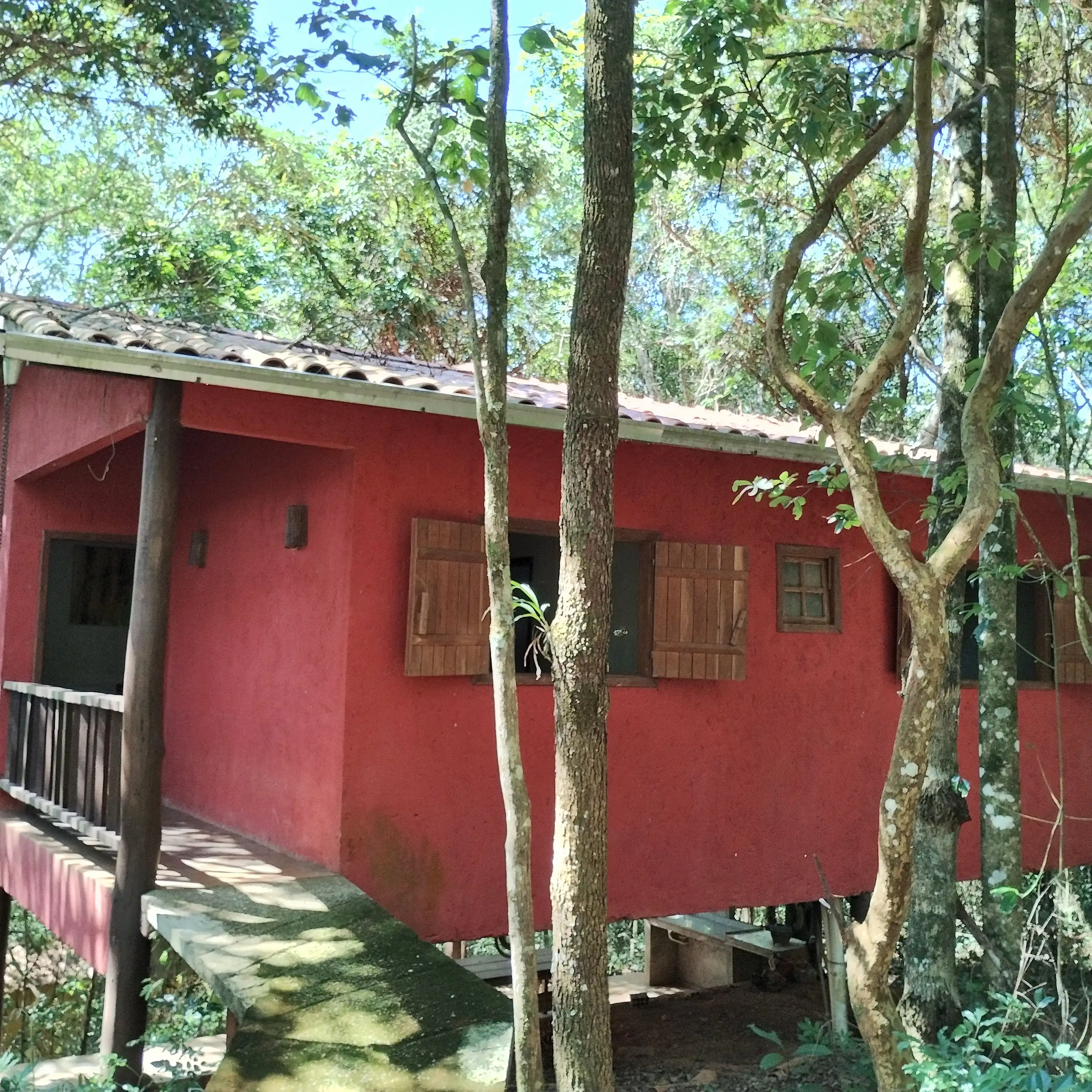 Chalés do Beto em macacos - imagem 1