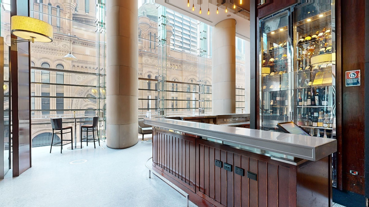 Glass Wine Bar — 3D tour