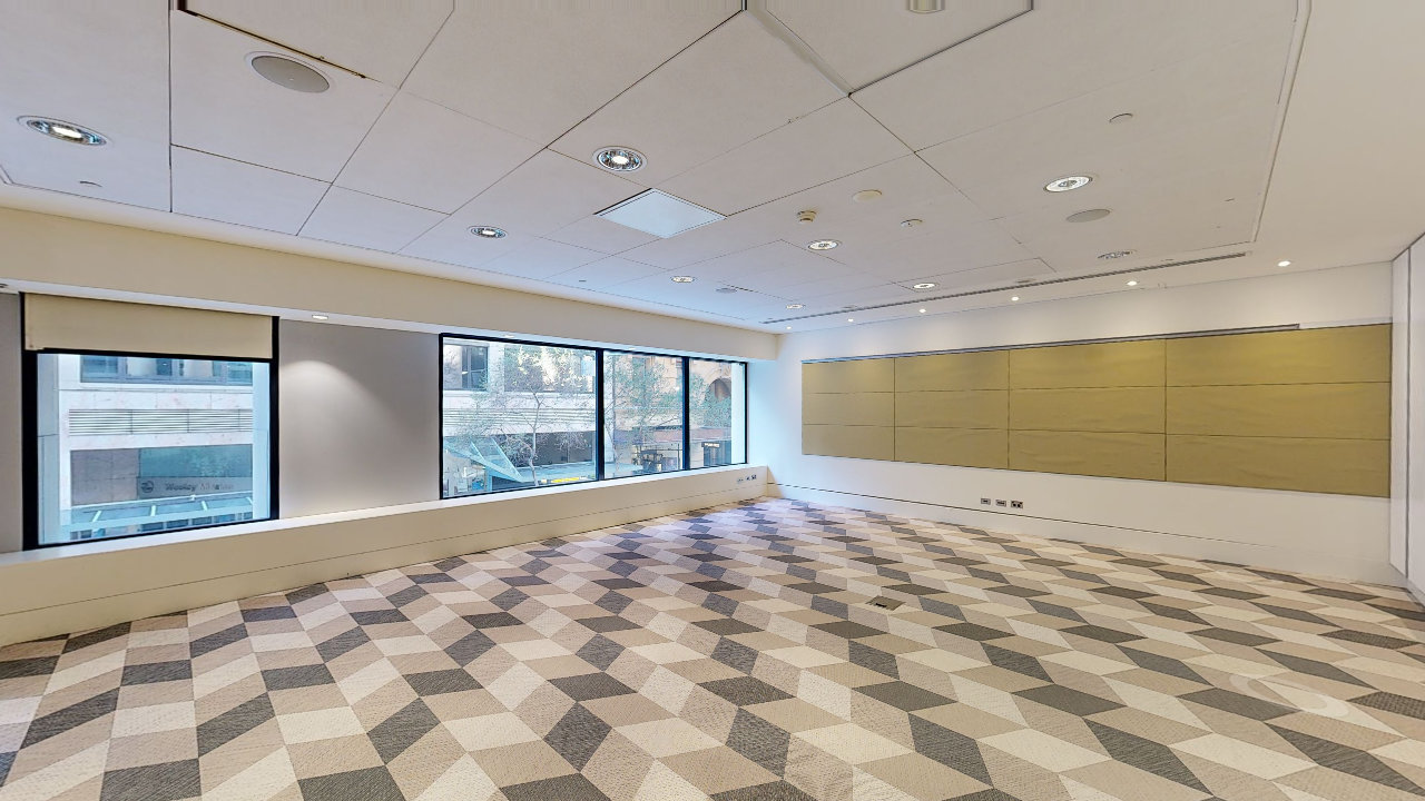 Level 1 - Room 6 — 3D tour