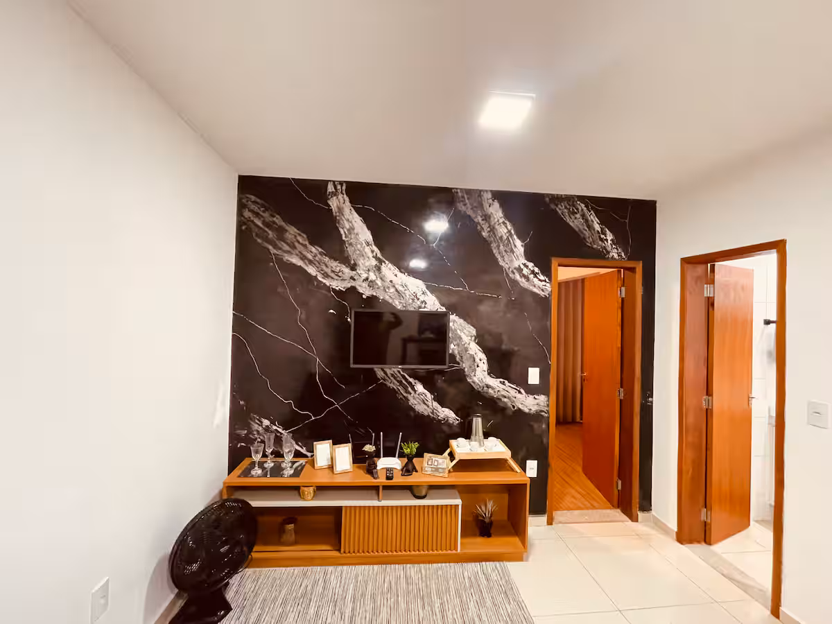 Studio moderno-self check-in perto da UFSJ-WG 303 - imagem 5