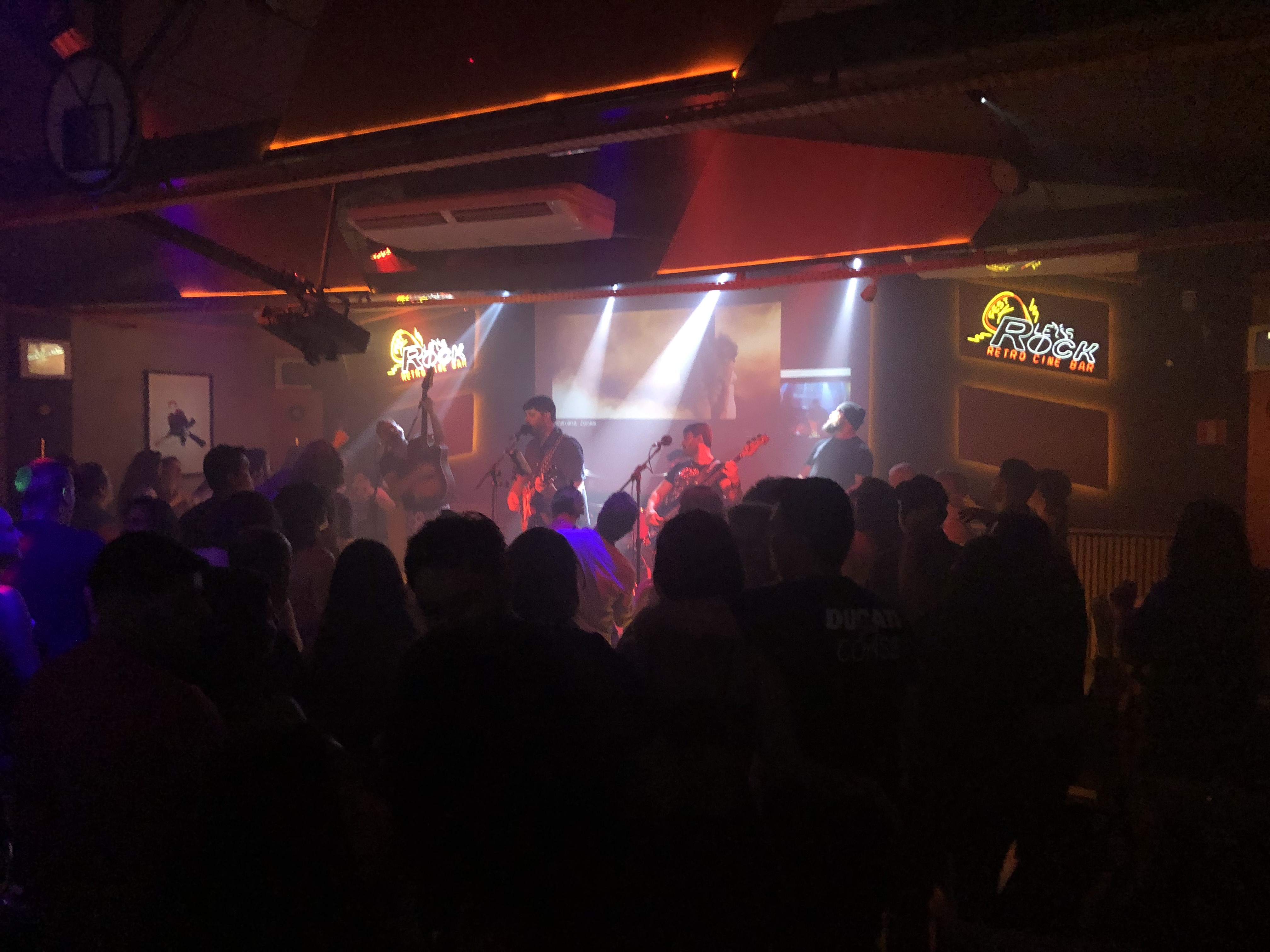 Retrô Cine Bar - imagem 1