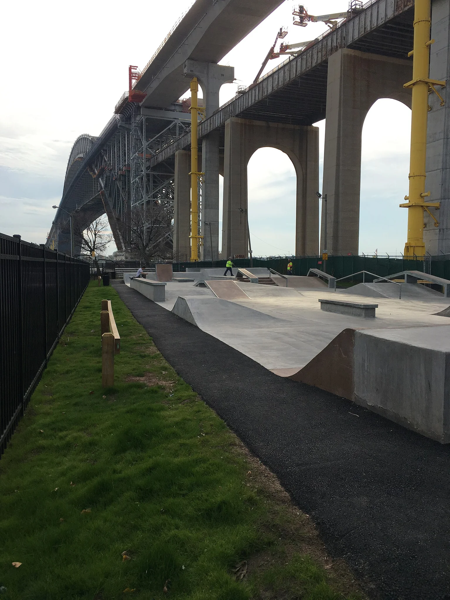 Foto de Bayonne Bridge Skate Park en Bayonne
