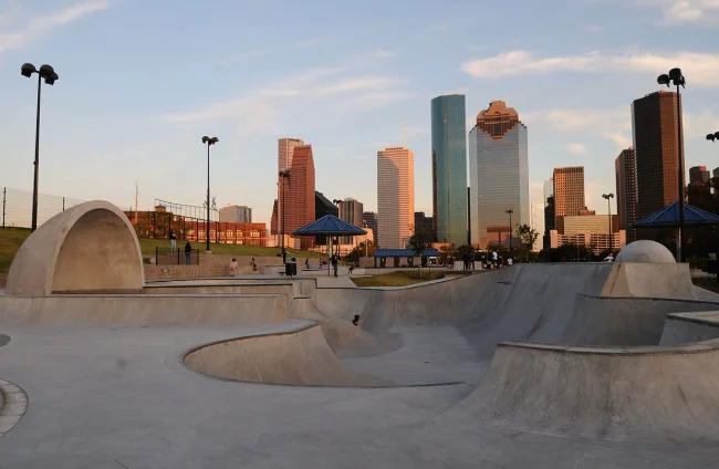 Foto 2 de 3 de Lee and Joe Jamail Skatepark