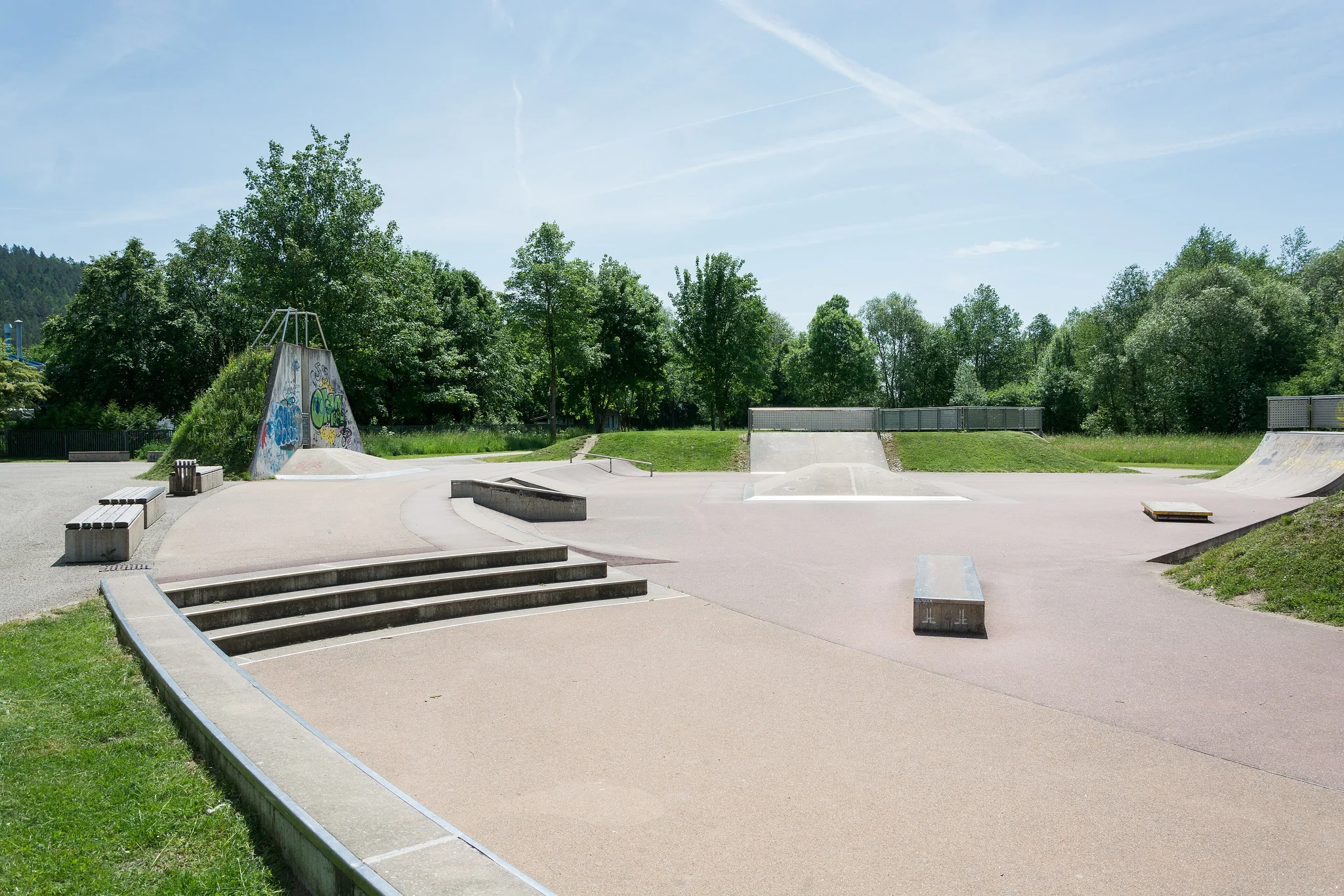 Foto 2 de 2 de Skatepark LGS-Skatepark