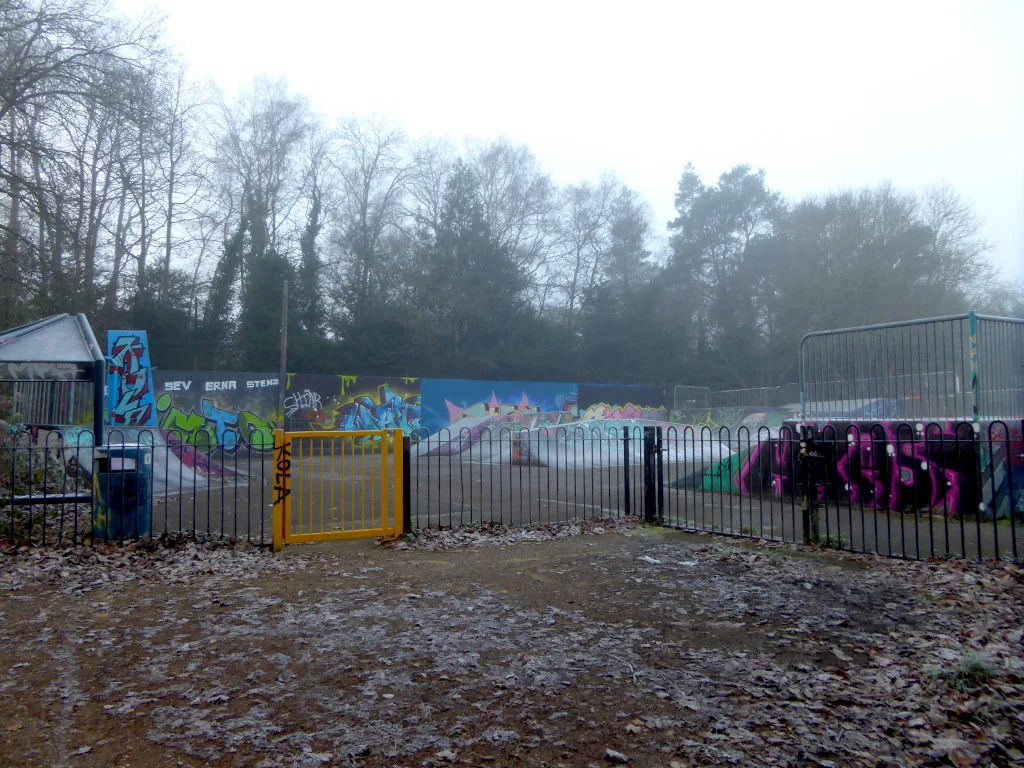 Foto 2 de 2 de Longhill Skate Park