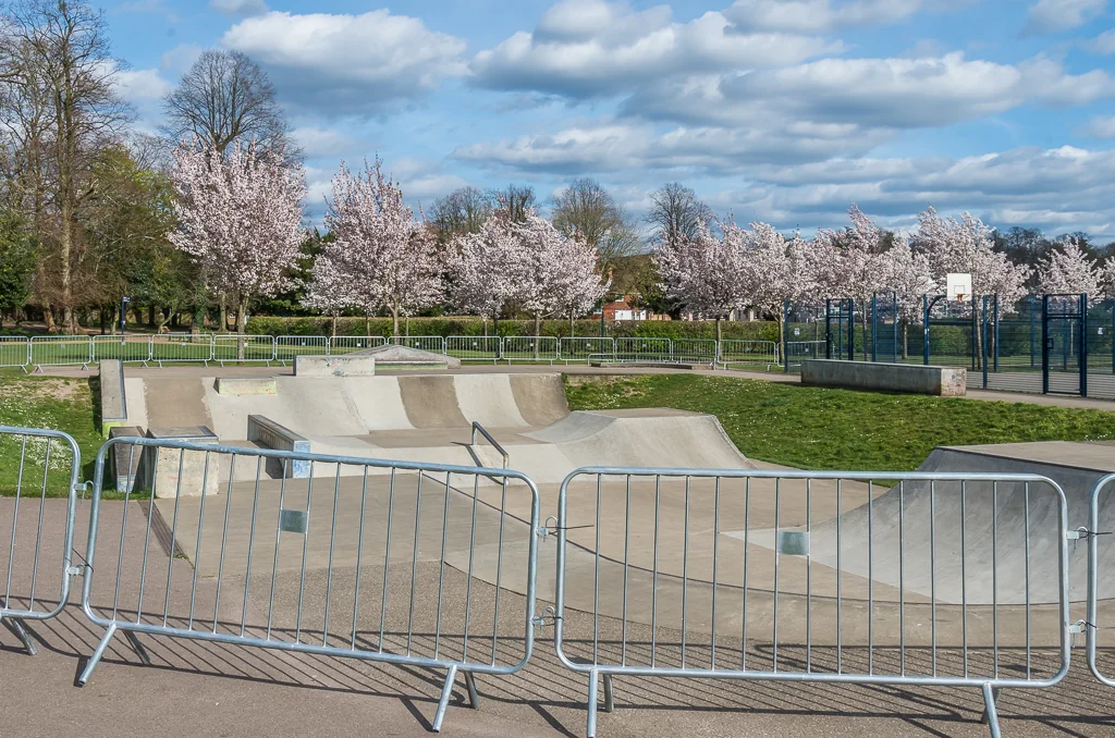 Foto 3 de 3 de Priory Park skate park