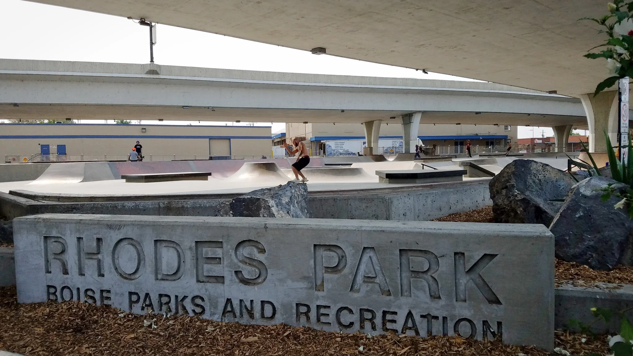 Foto 2 de 3 de Rhodes Skate Park