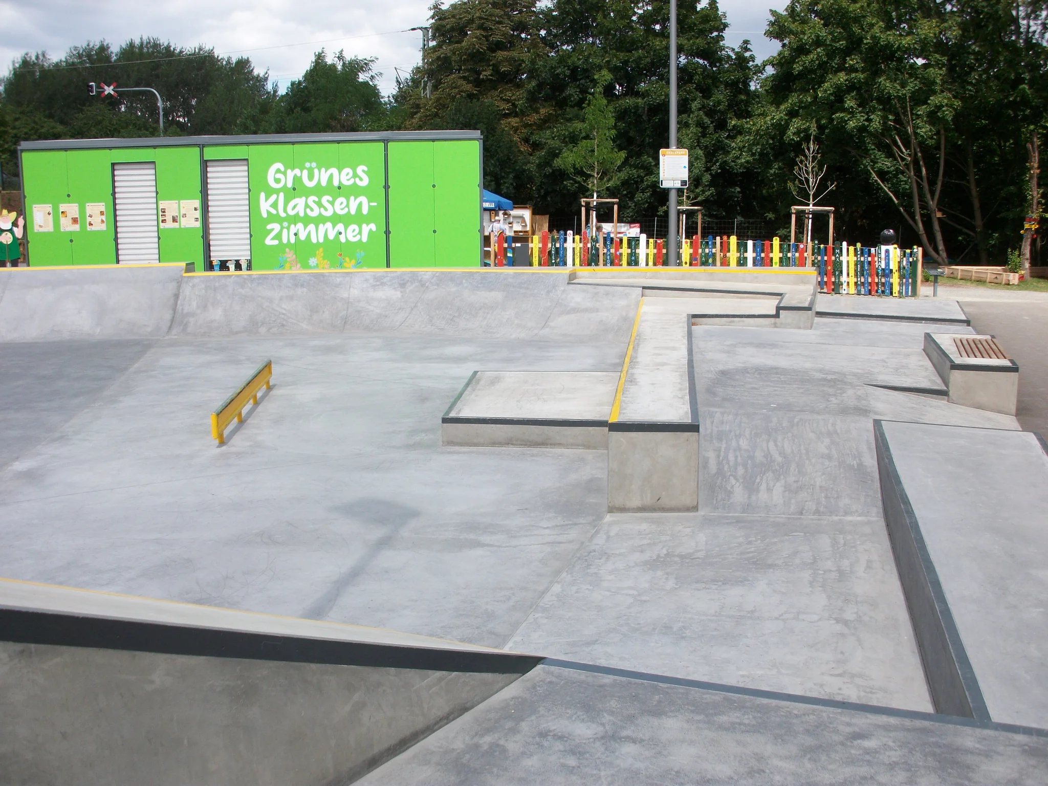 Foto 2 de 3 de Skatepark Skate-Park an der "Eichwiese"