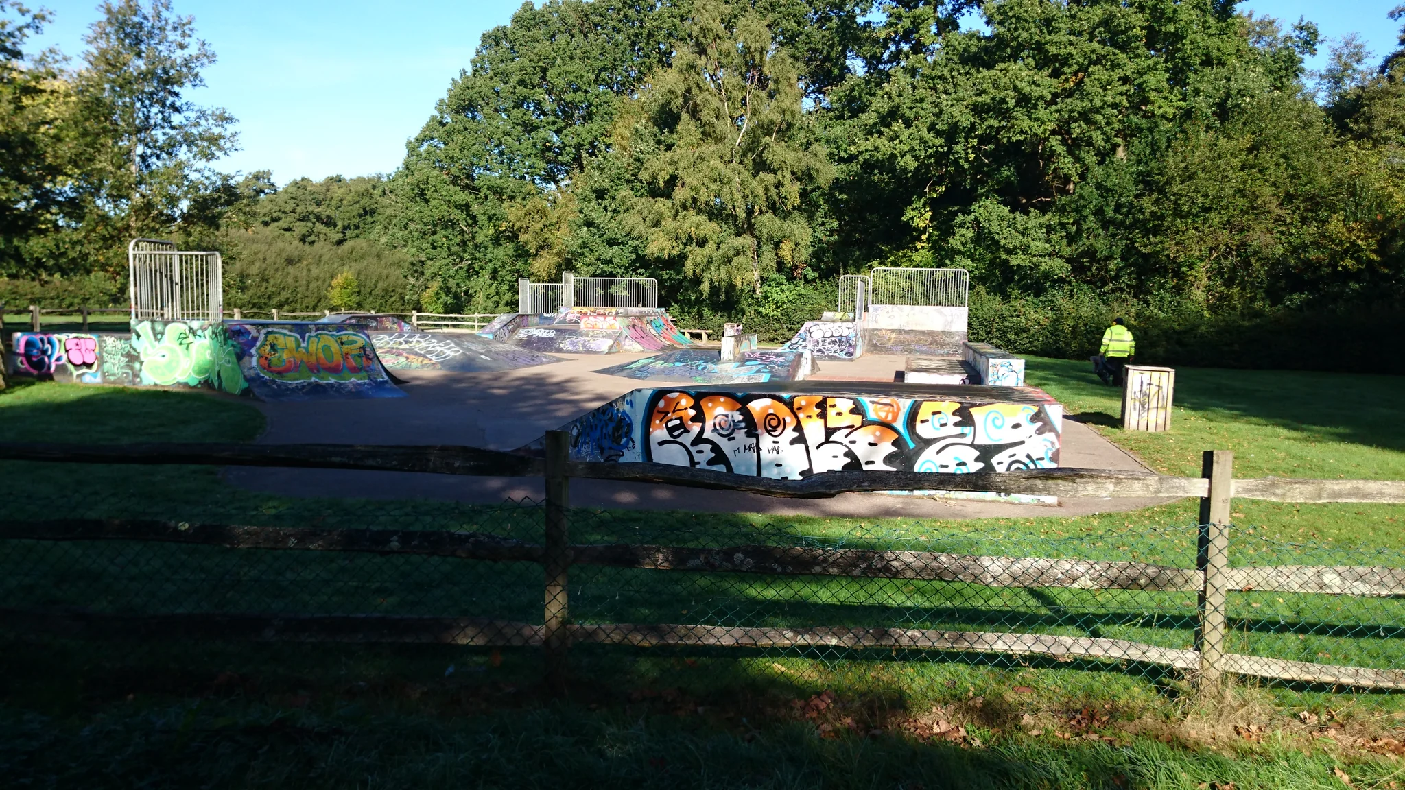 Foto 2 de 2 de Skatepark Skateboard Park Grosvenor Park