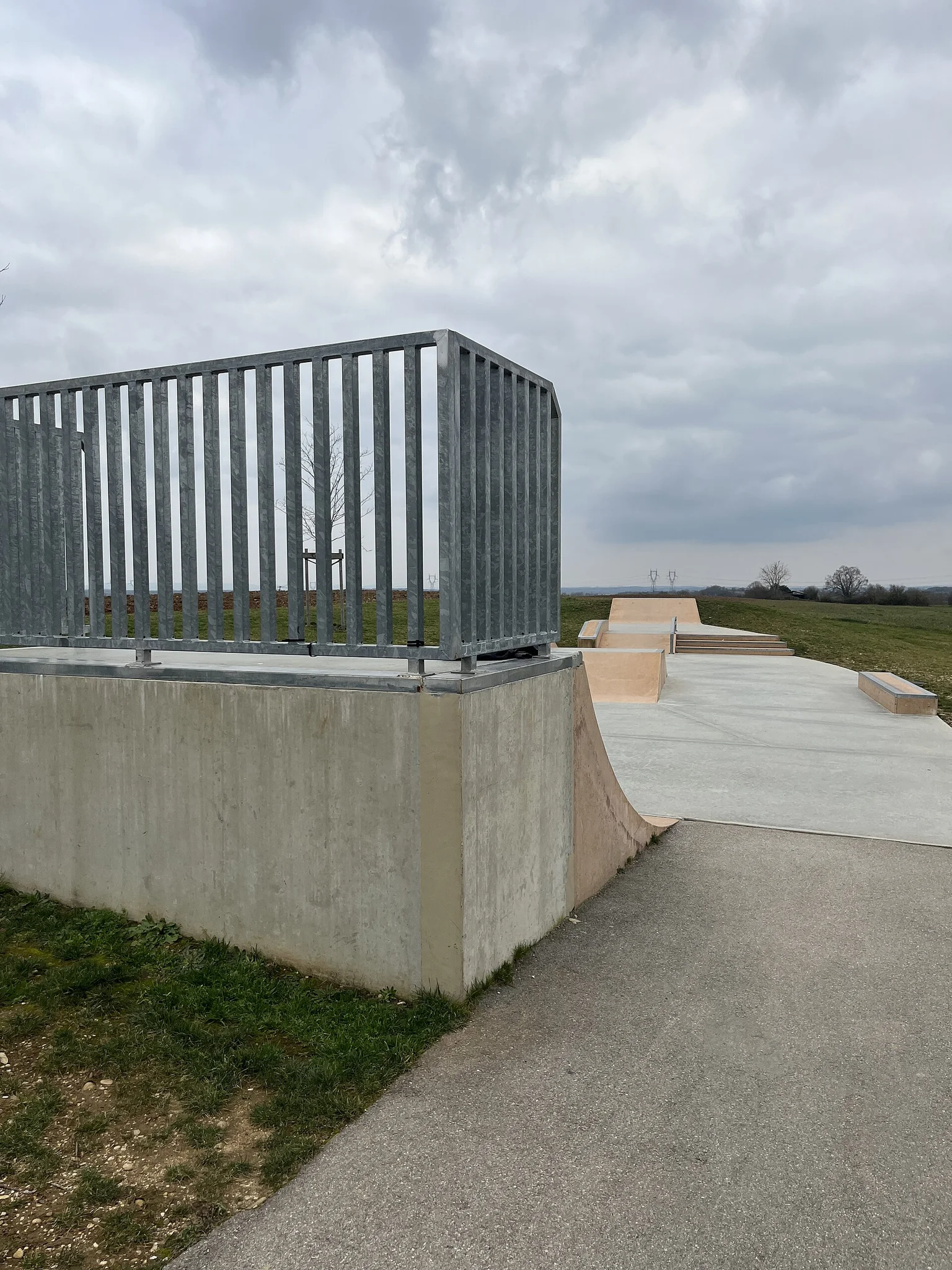 Foto de Skatepark Base de loisirs Bourg-Saint-Christophe en Bourg-Saint-Christophe