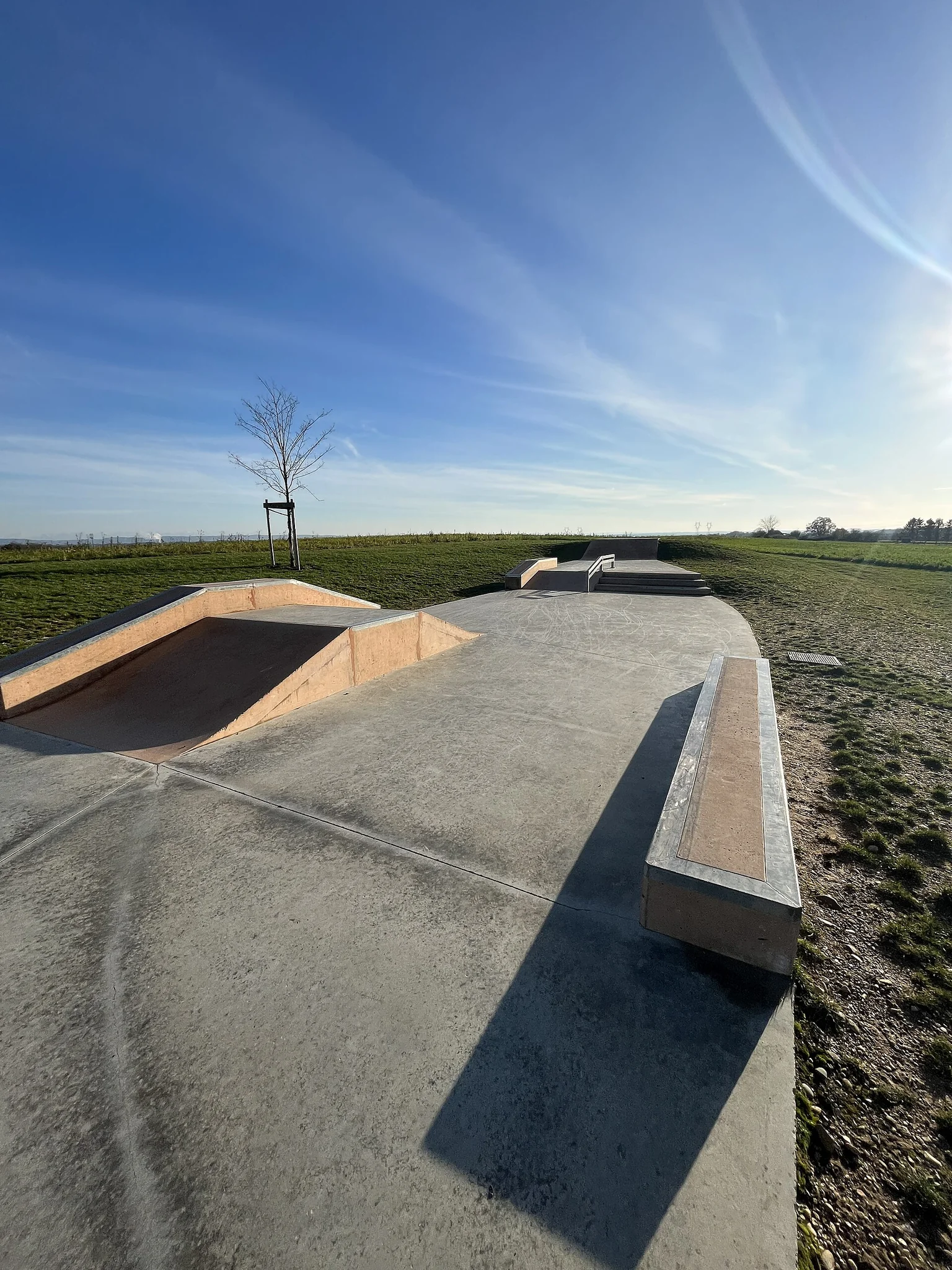 Foto 3 de 3 de Skatepark Base de loisirs Bourg-Saint-Christophe