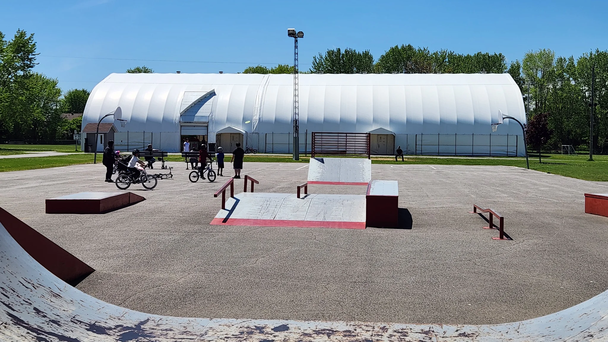 Foto de Skatepark du Terrain des loisirs de Saint-Thomas en Saint-Thomas