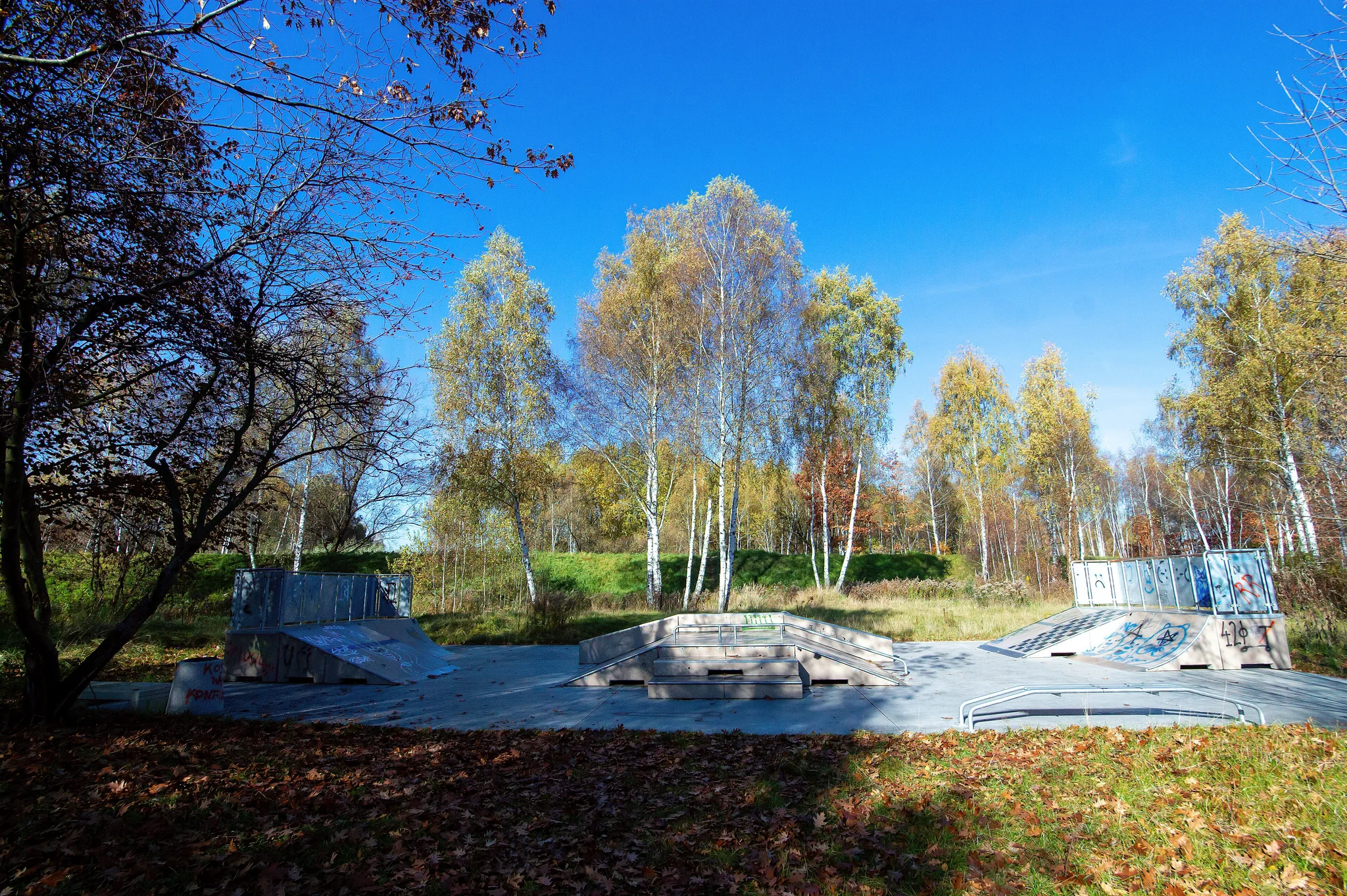Foto 2 de 2 de Skatepark Jęzor