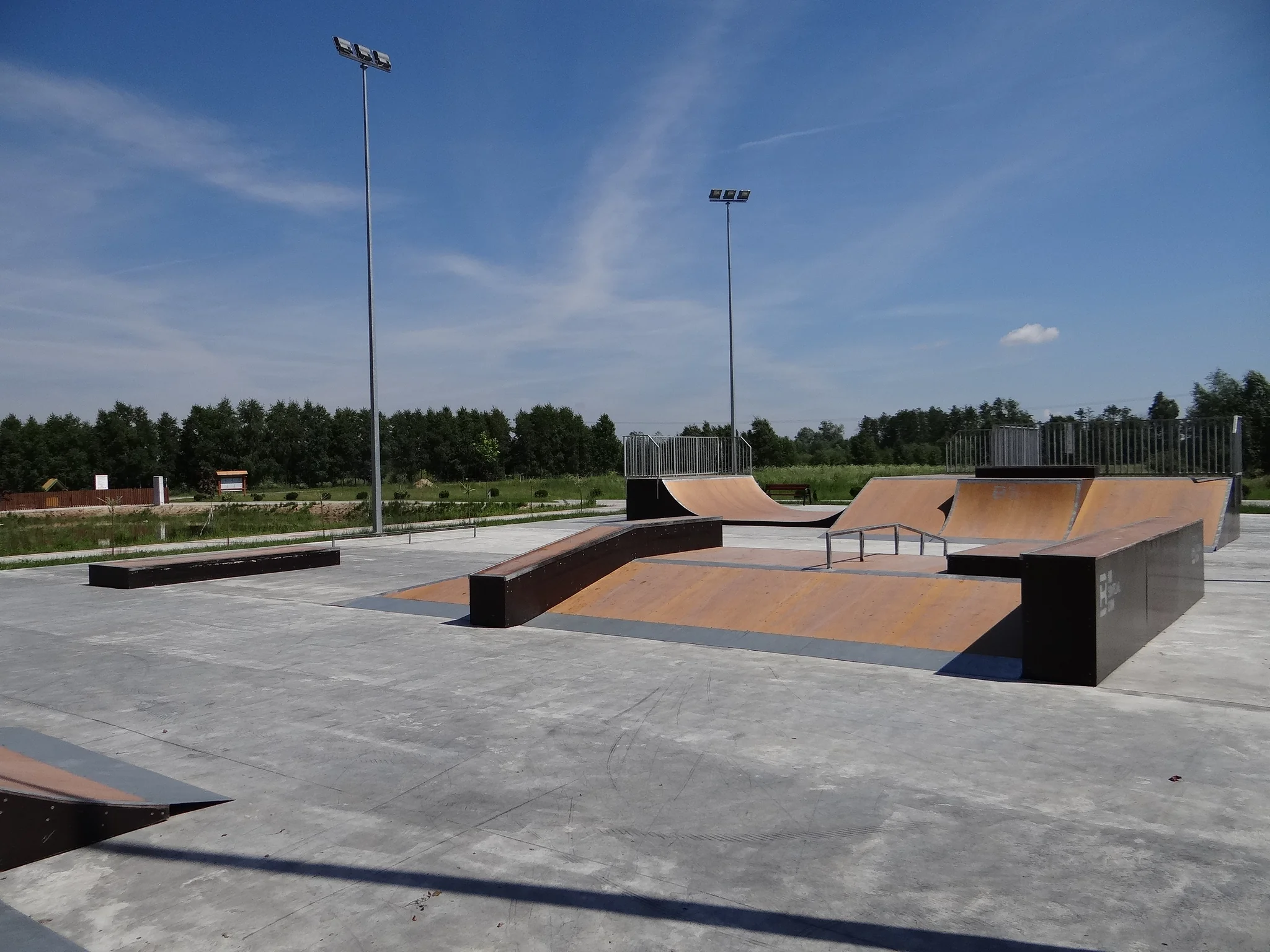 Foto 3 de 3 de Skatepark w Racławicach
