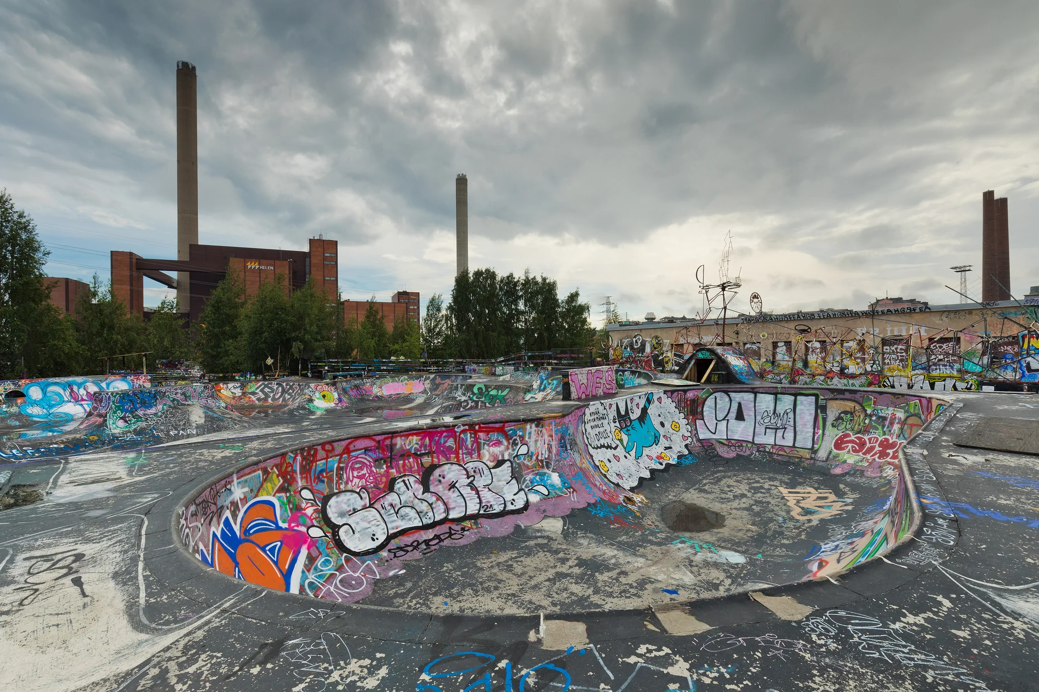 Foto 2 de 3 de Skatepark Suvilahti DIY