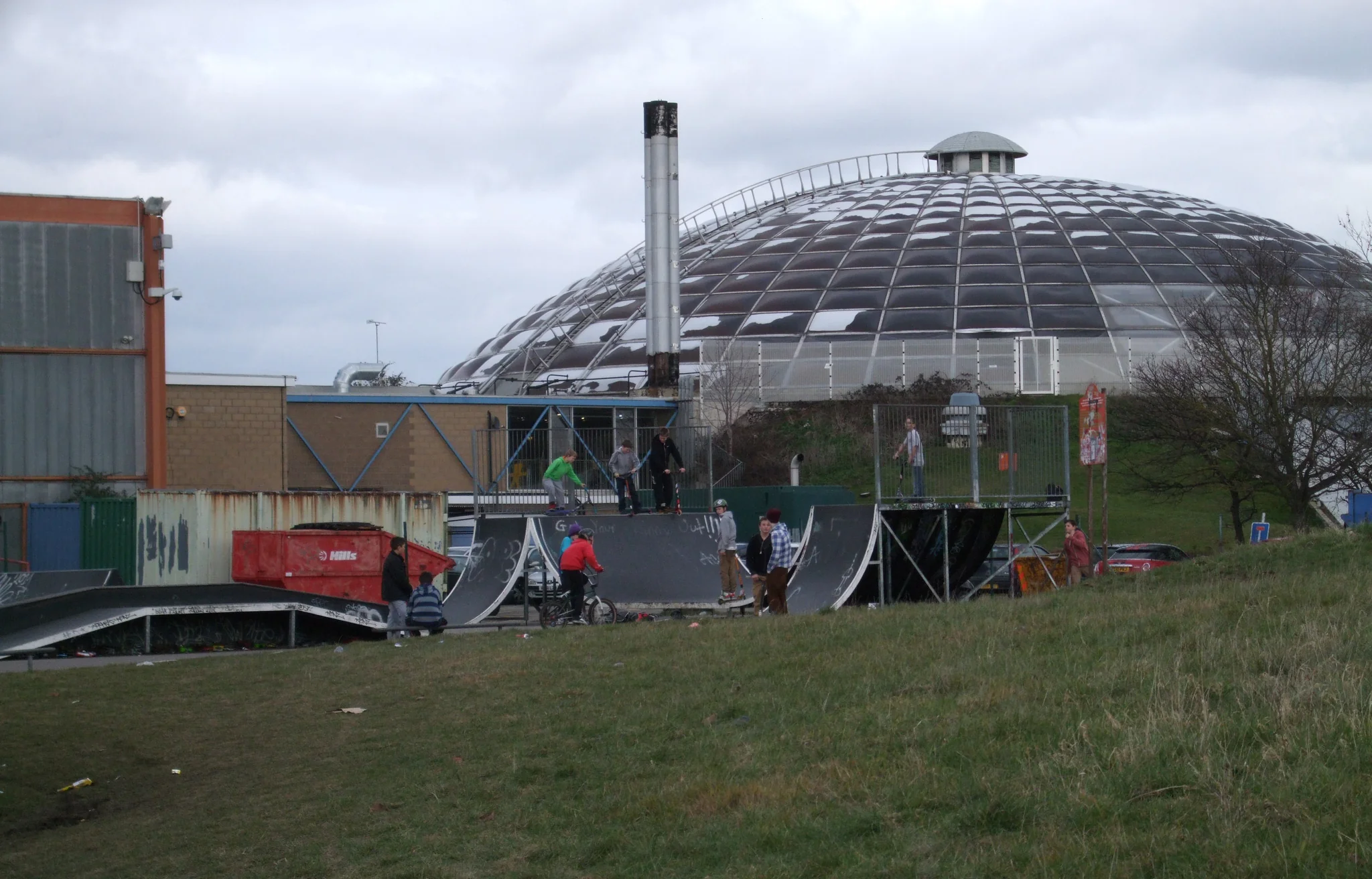 Foto de Skatepark The Oasis skateboard park en Central Swindon North