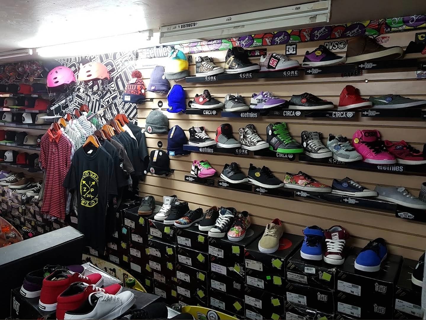 Foto 2 de 3 de Zarape skateshop Letran Valle